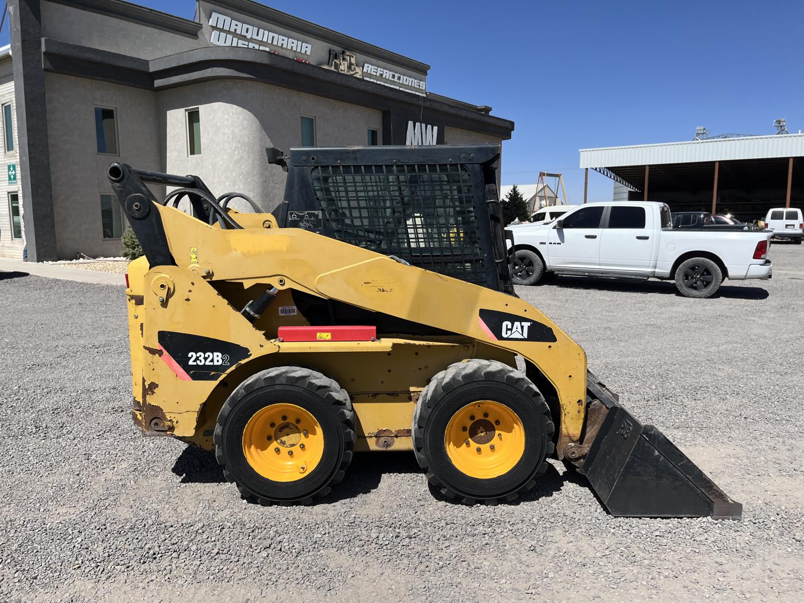 ./imagenes/INVOICE/2019/15904/CATERPILLAR 232B (19).JPG